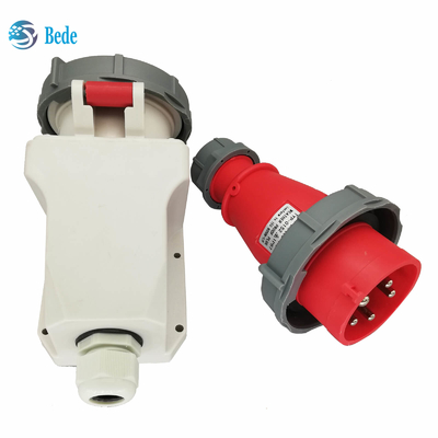 3P+N+E industriële Stop en Contactdoos IP67 van de Ampèremuur van AC220-415V 16 en 32 het Opzettende Type