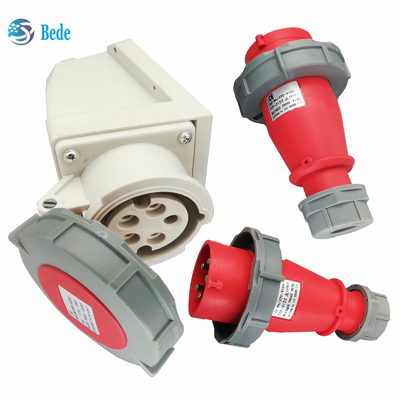 3P+N+E industriële Stop en Contactdoos IP67 van de Ampèremuur van AC220-415V 16 en 32 het Opzettende Type