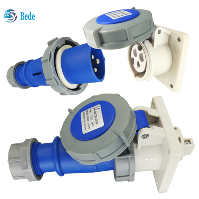 3 pins 220V-250V Spanning Industrial Plug Socket met IP67 rating - 16 Amp